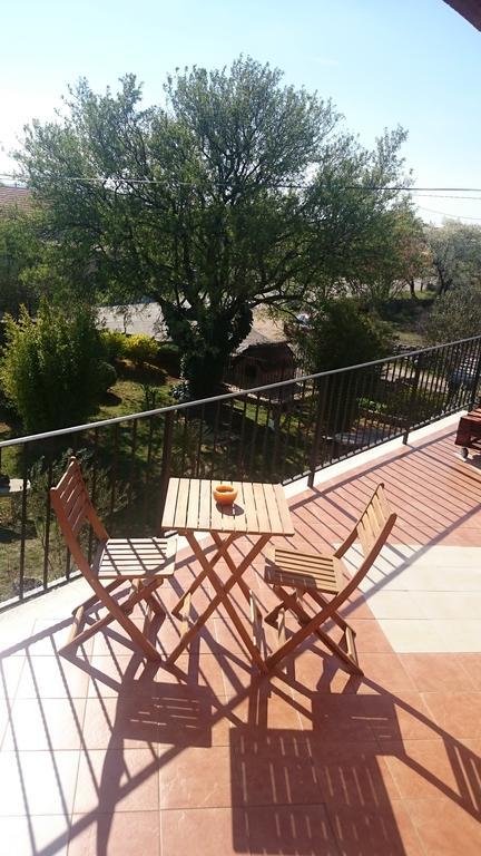 Mandic Rooms Goris Exterior foto