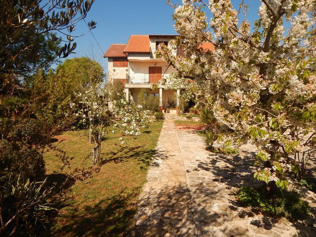 Mandic Rooms Goris Exterior foto